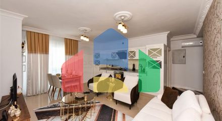 Красива квартира в резиденції біля моря в районі Махмутлар.