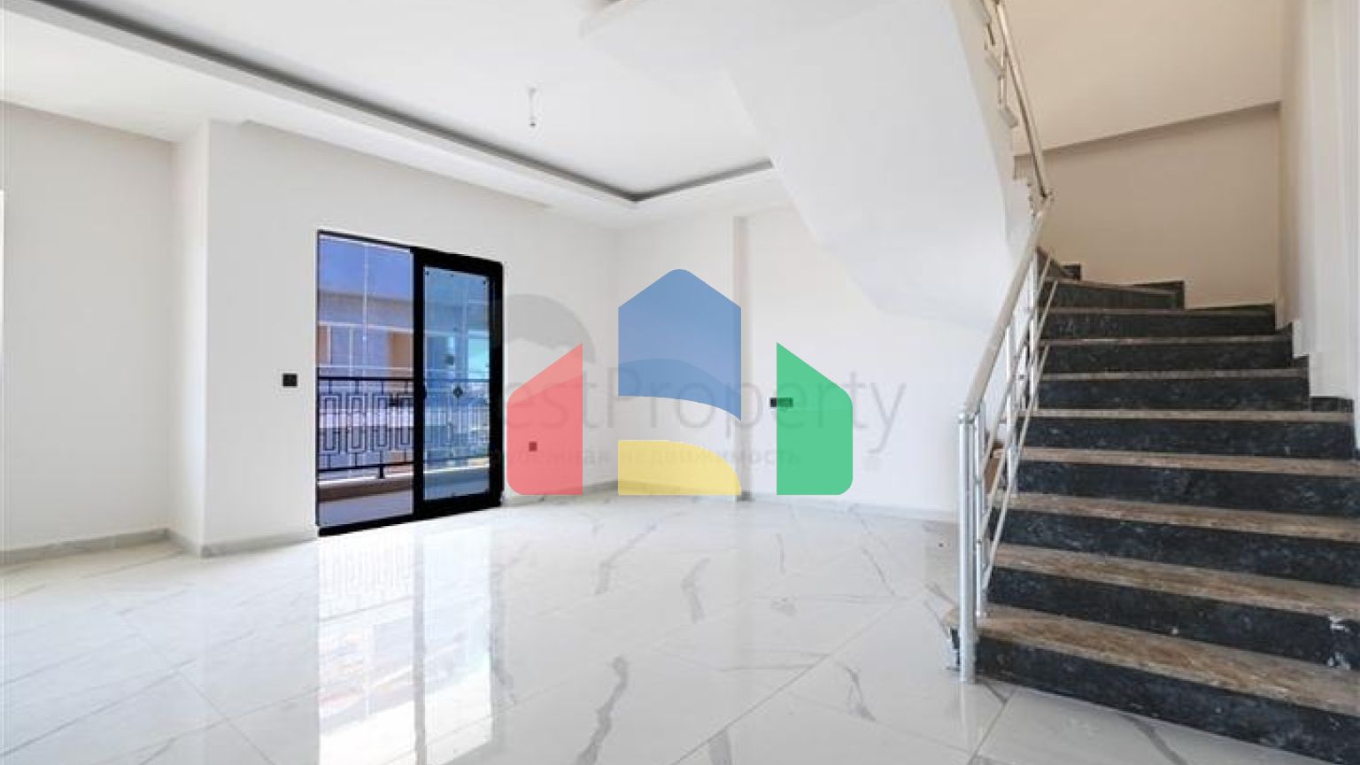 Сучасний пентхаус 2 + 1 в престижному комплексі в Махмутларі