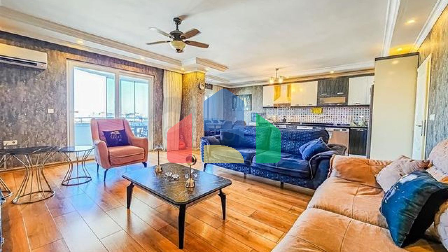 Меблированный пентхаус 4+1 в одном из жилых комплексов Махмутлара