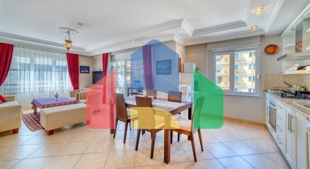 Простора Квартира 2 + 1 в Махмутларі