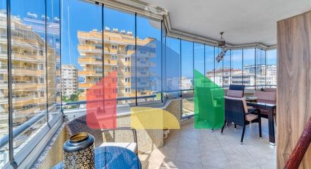 Простора Квартира 2 + 1 в Махмутларі