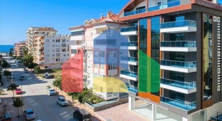 Spacious 2+1 apartment from the owner 400 meters from the sea in the Mahmutlar area