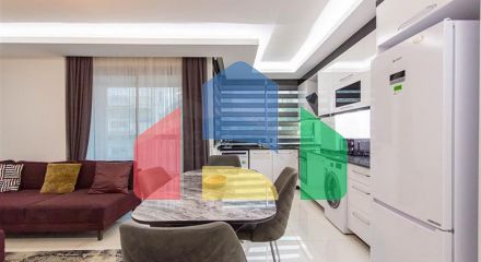 Spacious 2+1 apartment from the owner 400 meters from the sea in the Mahmutlar area