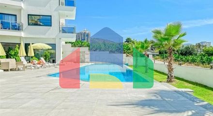 Трехкомнатная квартира в районе Махмутлар с видом на горы Трехкомнатная квартира в районе Махмутлар с видом на горы