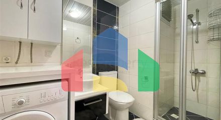 Просторная квартира 1+1 в комплексе со всей инфраструктурой у моря в Махмутлар