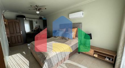 Просторий пентхаус 3 + 1 з панорамним видом на море