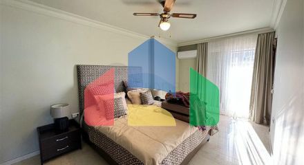 Просторий пентхаус 3 + 1 з панорамним видом на море