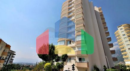 2+1 apartment in Mahmutlar at a bargain price