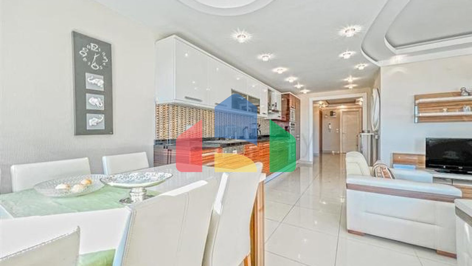 Просторная квартира 2+1 в районе Махмутлар