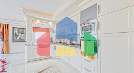 2+1 apartment with sea view in Mahmutlar district