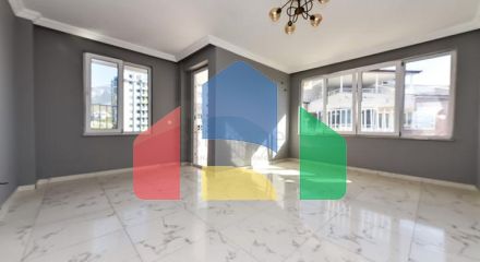 Просторий пентхаус 3 + 1 в Махмутларі