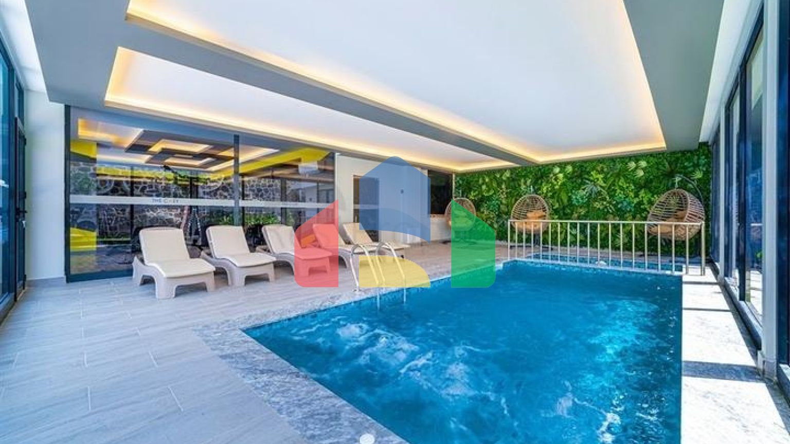 Квартира 2+1 с видом на море в Махмутларе