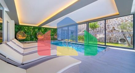 Квартира 2+1 с видом на море в Махмутларе