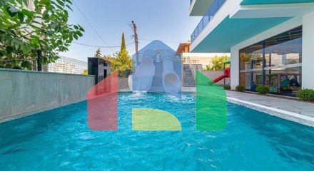 Квартира 2+1 с видом на море в Махмутларе