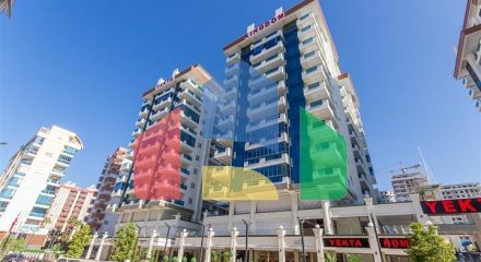 Квартира 2 + 1 з меблями в комплексі Махмутлара