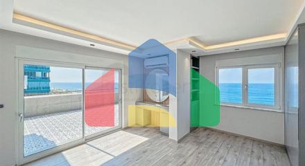 Large apartment with stunning views of the Mediterranean Sea