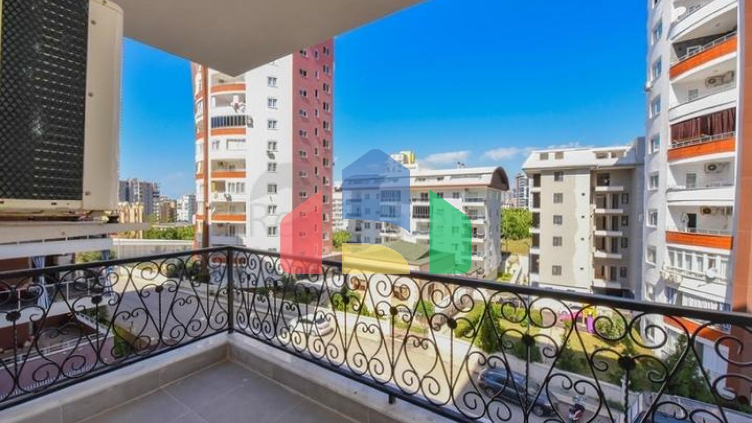 Квартира 1+1 в районе Махмутлар