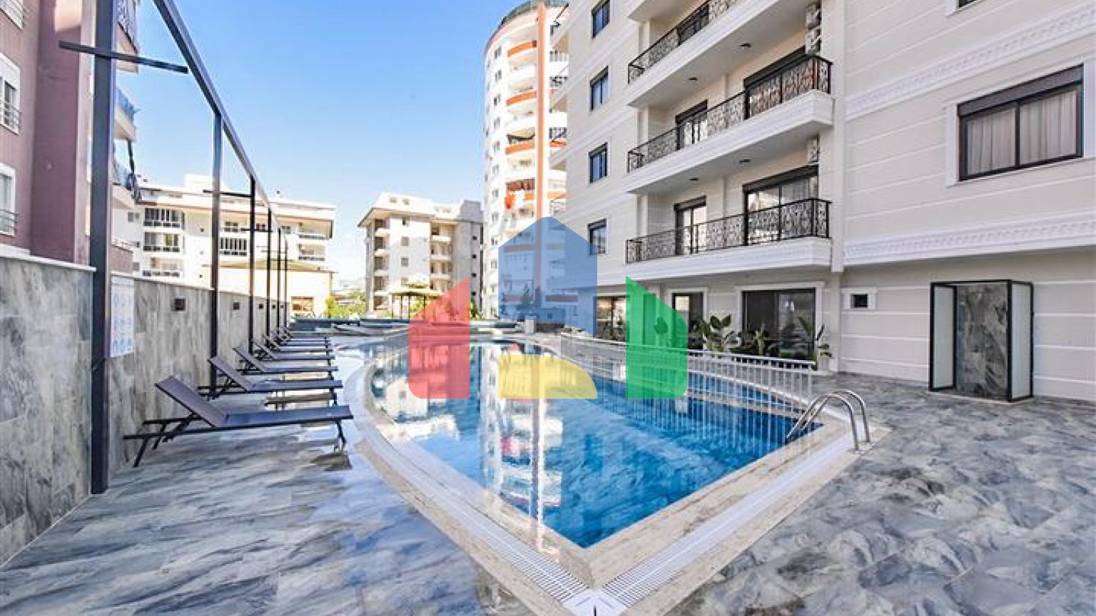 Квартира 1+1 в районе Махмутлар