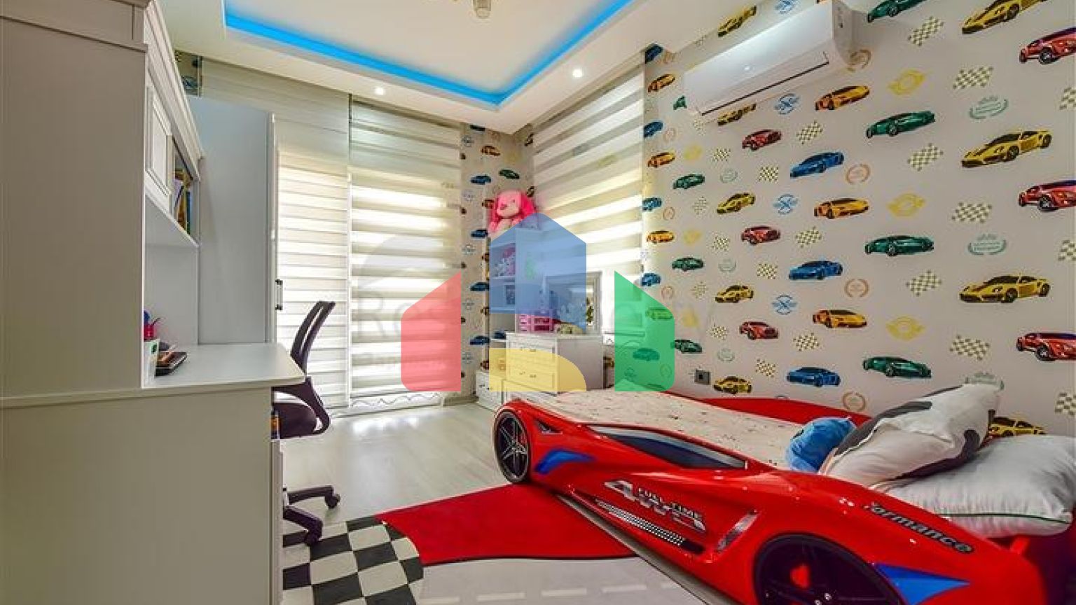 Просторная вилла в Махмутларе- идеальный выбор для большой семьи