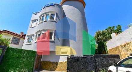 Просторная вилла в Махмутларе- идеальный выбор для большой семьи Просторная вилла в Махмутларе- идеальный выбор для большой семьи