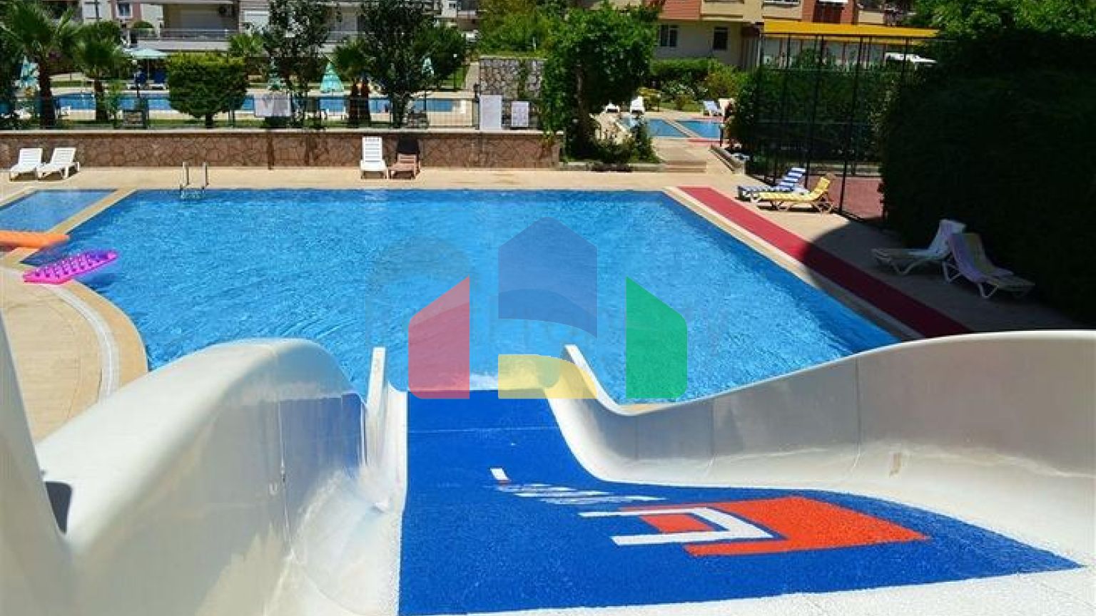 Просторная квартира 2+1 в популярном районе Махмутлар