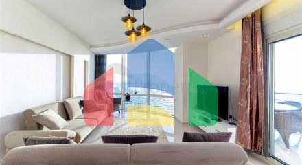 Продается уютная квартира в жилом комплексе на берегу моря в Махмутларе