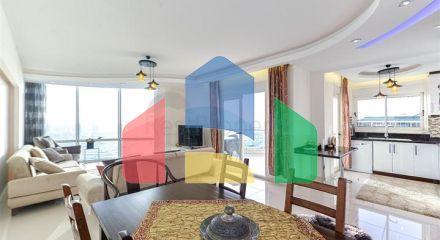 Продается уютная квартира в жилом комплексе на берегу моря в Махмутларе