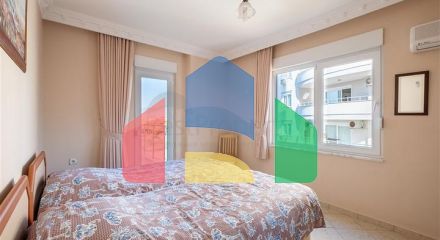 Простора квартира 2+1 в мальовничій частині району Махмутлар