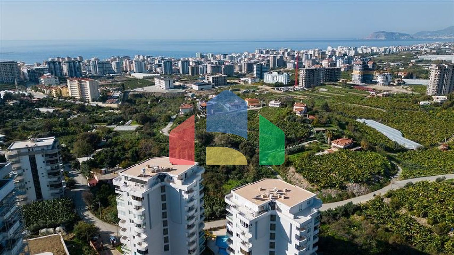 Просторная квартира 2+1 в живописной части района Махмутлар