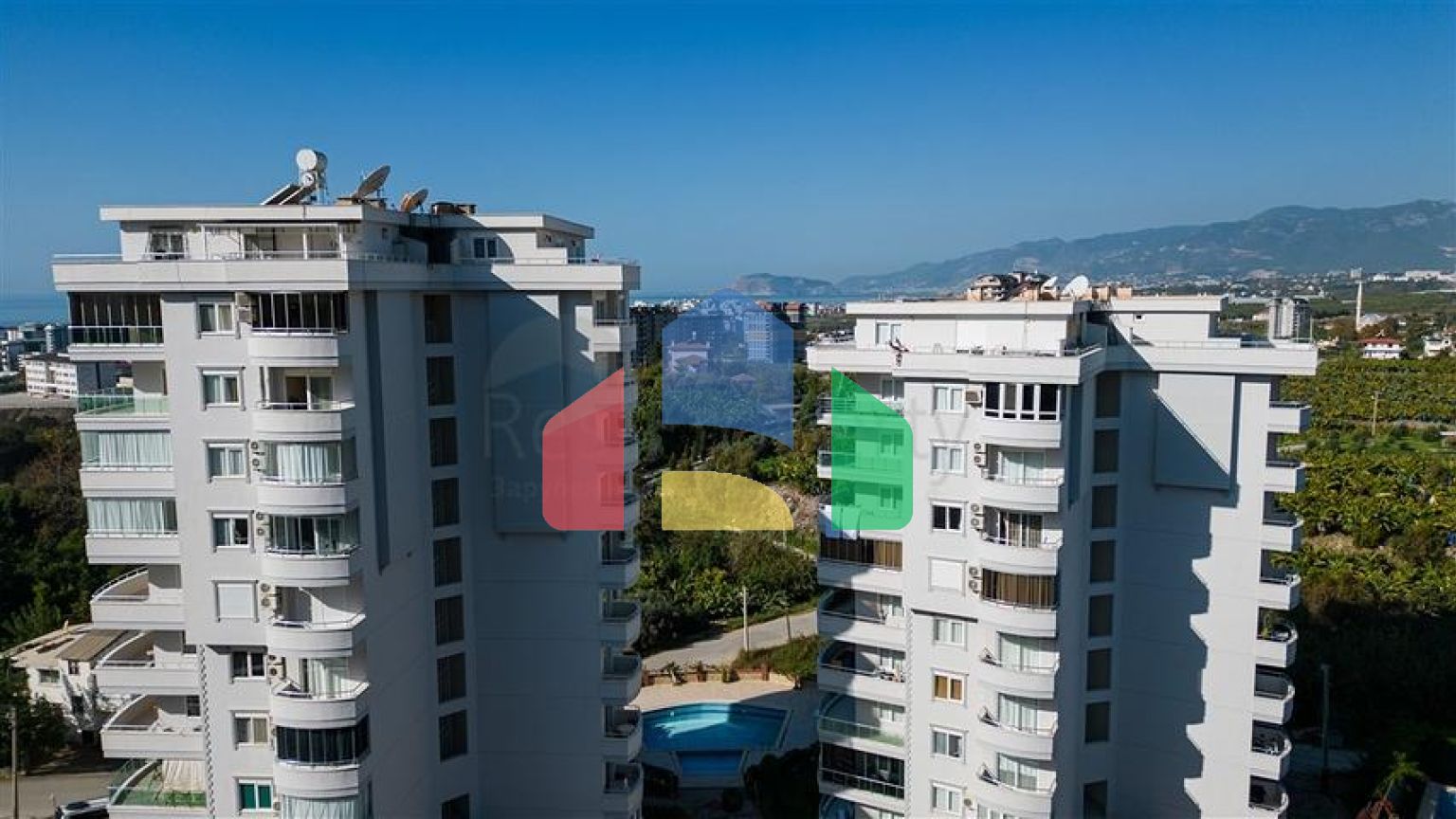 Просторная квартира 2+1 в живописной части района Махмутлар