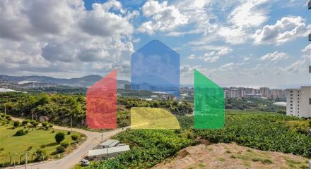 Квартира 1+1 с видом на горы и море в районе Махмутлар