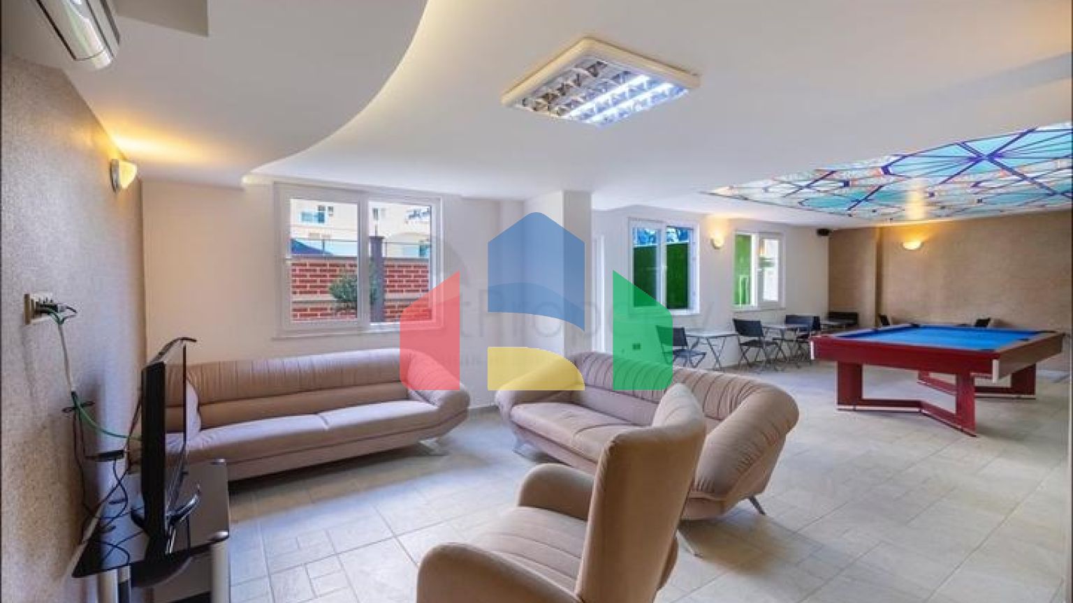 Меблированная квартира планировкой 1+1 в районе Махмутлар