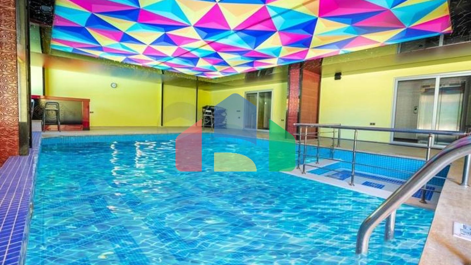 Меблированная квартира планировкой 1+1 в районе Махмутлар