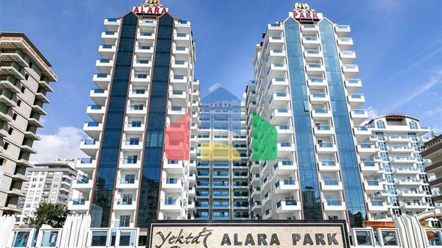 Розкішний пентхаус 3 + 2 у популярному районі Махмутлар