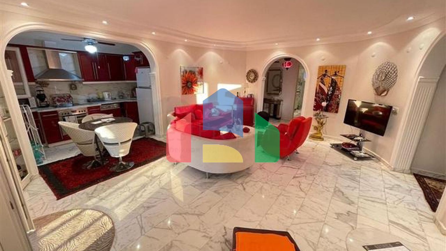 Вилла 2+1 с мебелью и техникой всего 900 м до Средиземного моря