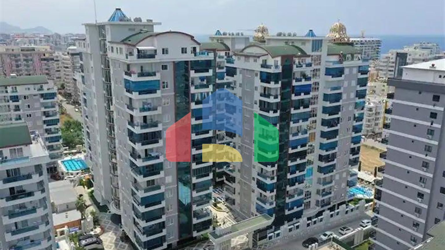 Меблированная квартира планировкой 1+1 в комплексе премиум класса в районе Махмутлар