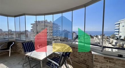 2+1 apartments on a high floor in Mahmutlar