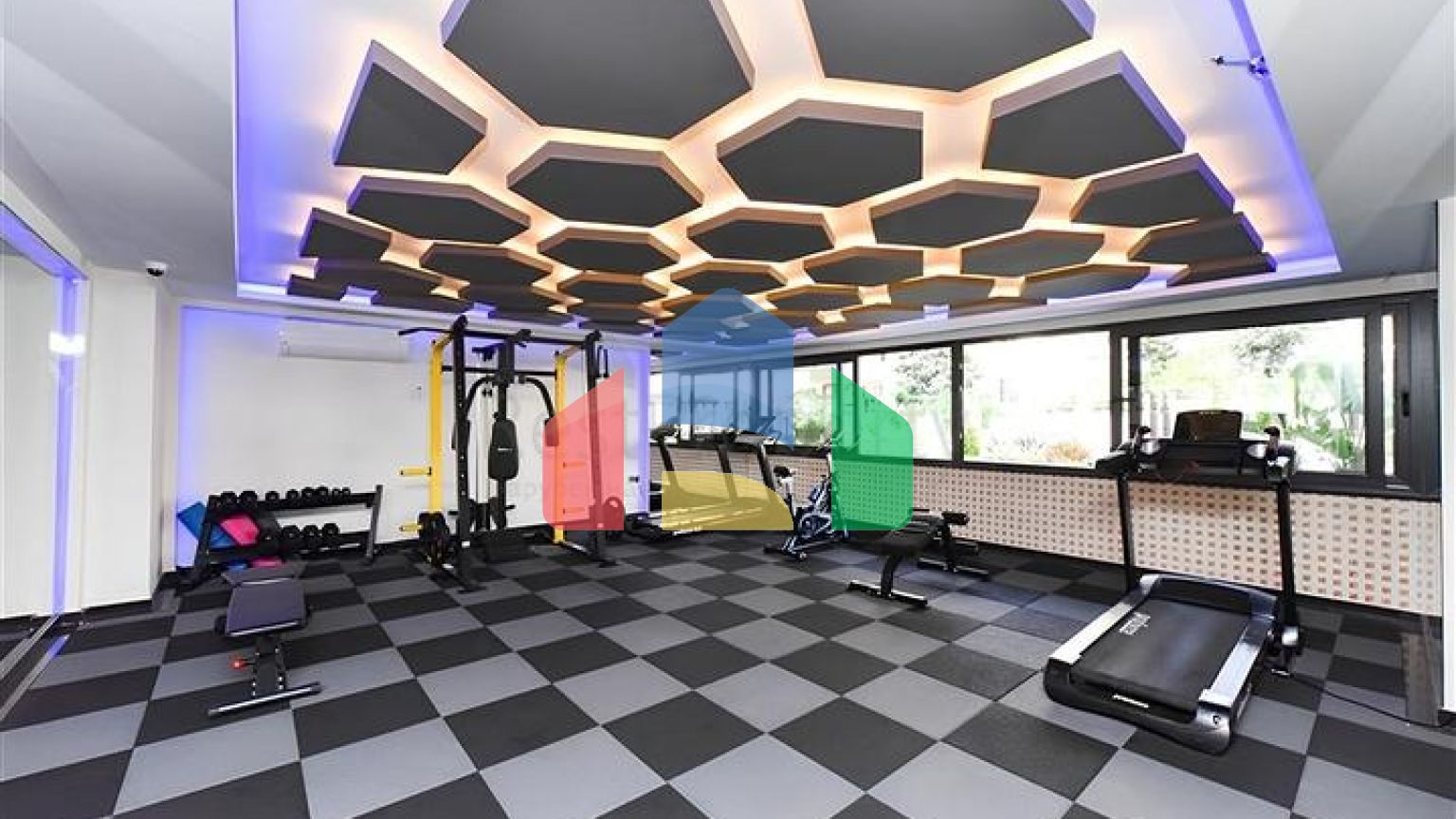 Двухкомнатная квартира в 500 метрах от моря