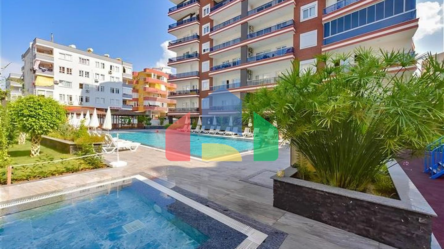 Двухкомнатная квартира в 500 метрах от моря