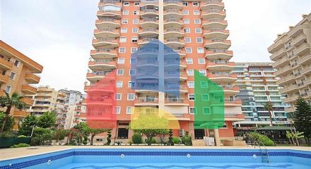 Spacious 2+1 apartment from the owner, 100 meters from the sea in the Mahmutlar area