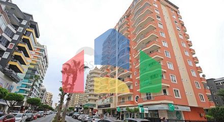 Spacious 2+1 apartment from the owner, 100 meters from the sea in the Mahmutlar area