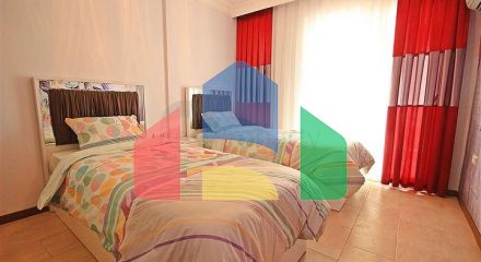 Spacious 2+1 apartment from the owner, 100 meters from the sea in the Mahmutlar area