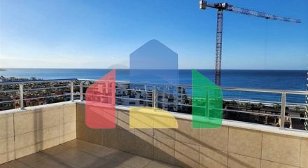 Просторные апартаменты 3+1 с панорамным видом на море