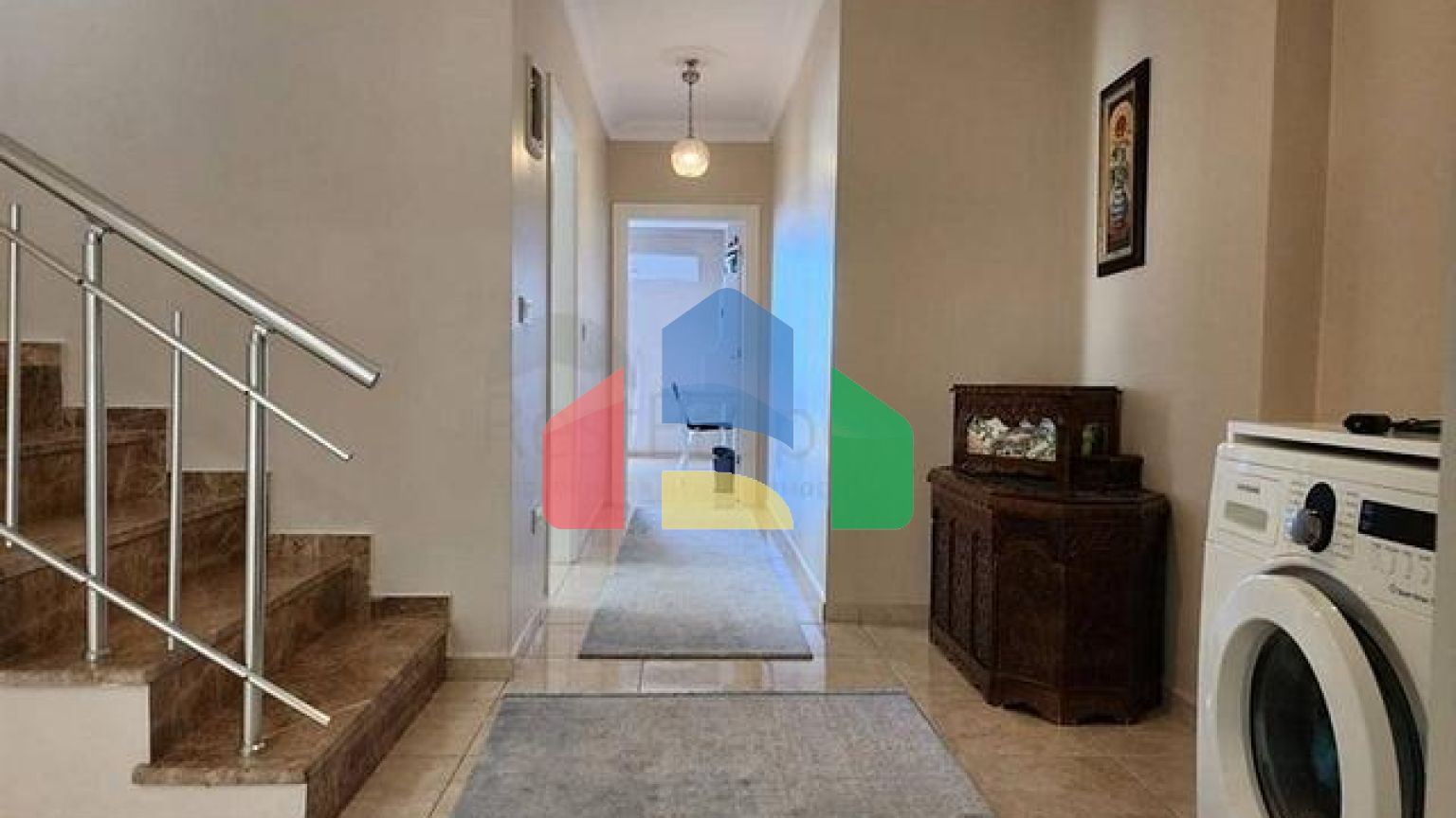 Просторі апартаменти 3+1 з панорамним видом на море