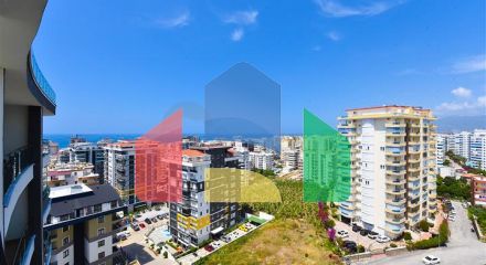 Простора пентхаус 3 + 1 в районі Махмутлар