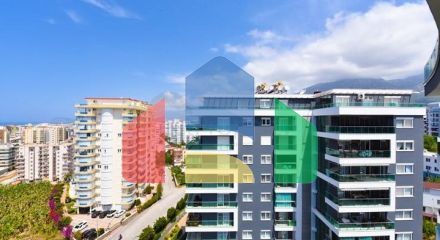 Простора пентхаус 3 + 1 в районі Махмутлар