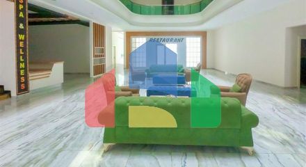 Простора пентхаус 3 + 1 в районі Махмутлар