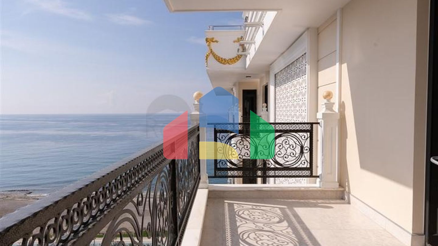 Пентхаус 3+1 на первой береговой линии