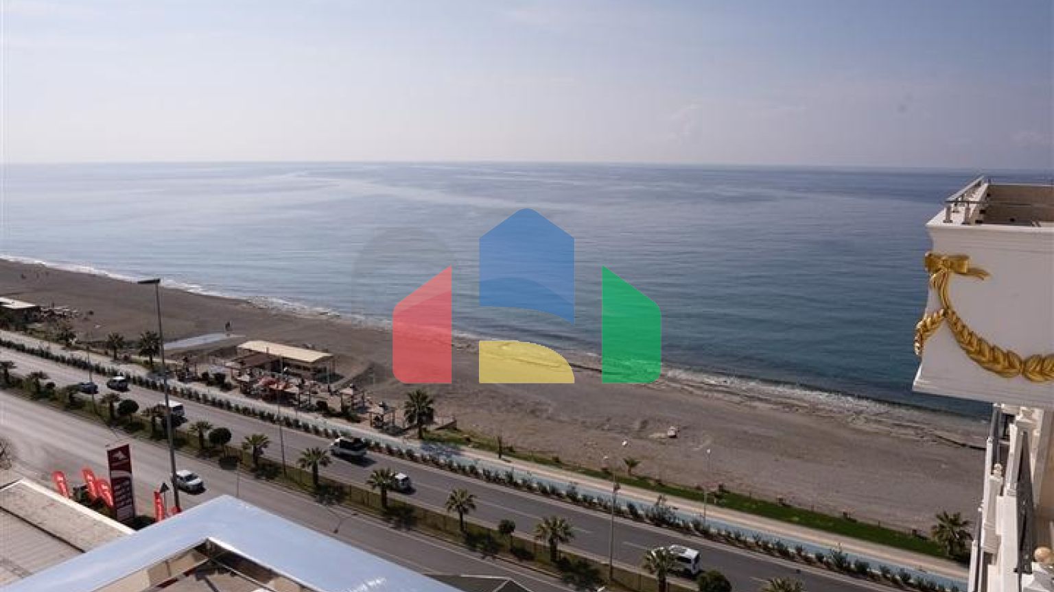 Пентхаус 3+1 на первой береговой линии