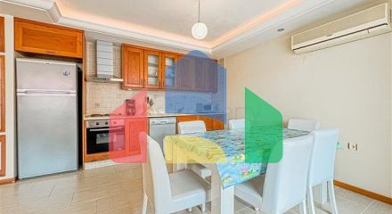 Квартира планировкой 2+1 в районе Махмутлар 50 м от моря